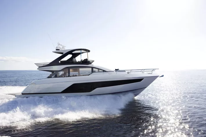 Fairline Squadron 58 - фото