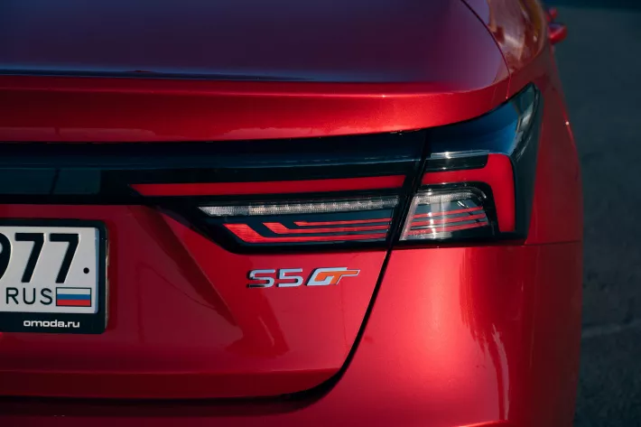  OMODA S5 GT: старт продаж в России - фото 3