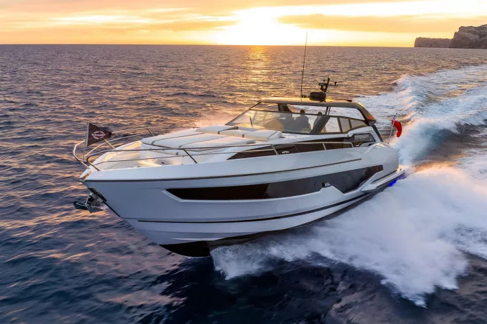 Sunseeker Superhawk 55 - фото