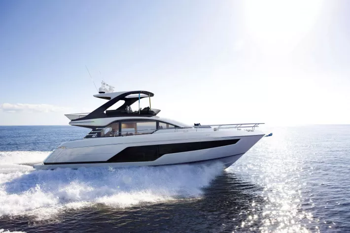 Fairline Squadron 58 - фото