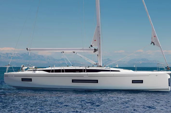 Bavaria C46 - фото