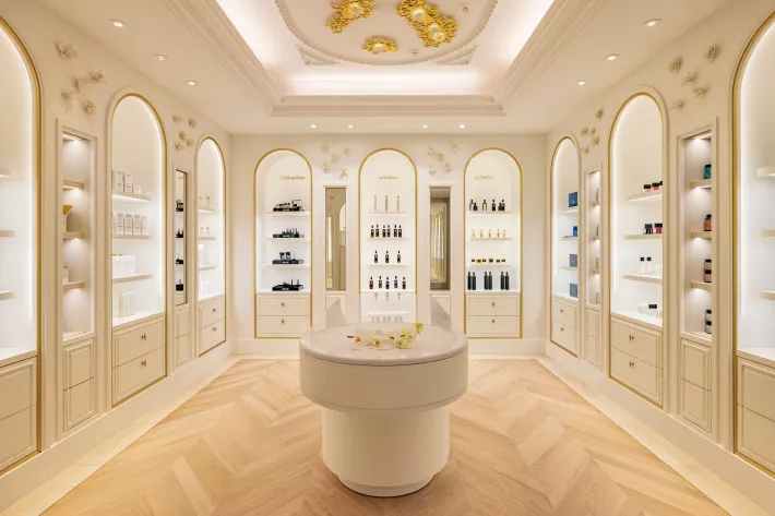 Ritz Paris, цветы и женщины - фото 2
