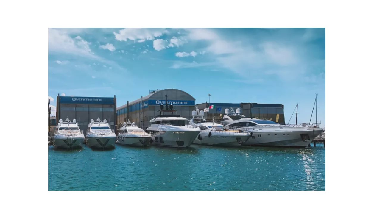 Overmarine Mangusta фотографии
