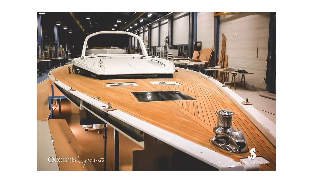Beneteau фотографии