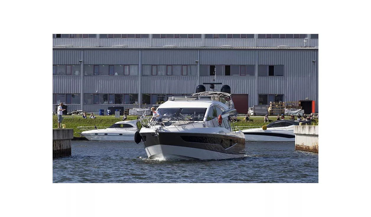 Galeon фотографии